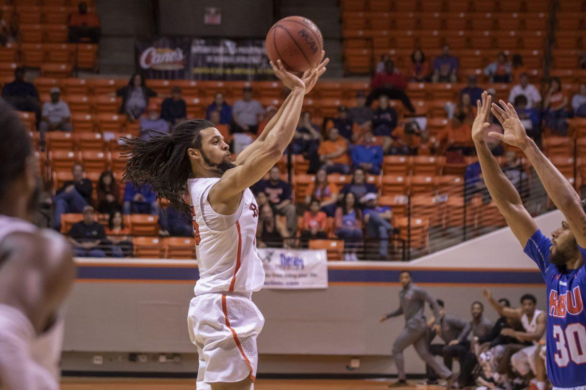 Kats Down Huskies in Wild Double-Overtime Thriller