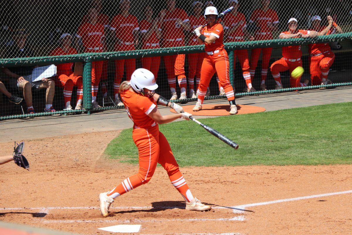 Softball breaks 13-game losing streak with win over Wildcats