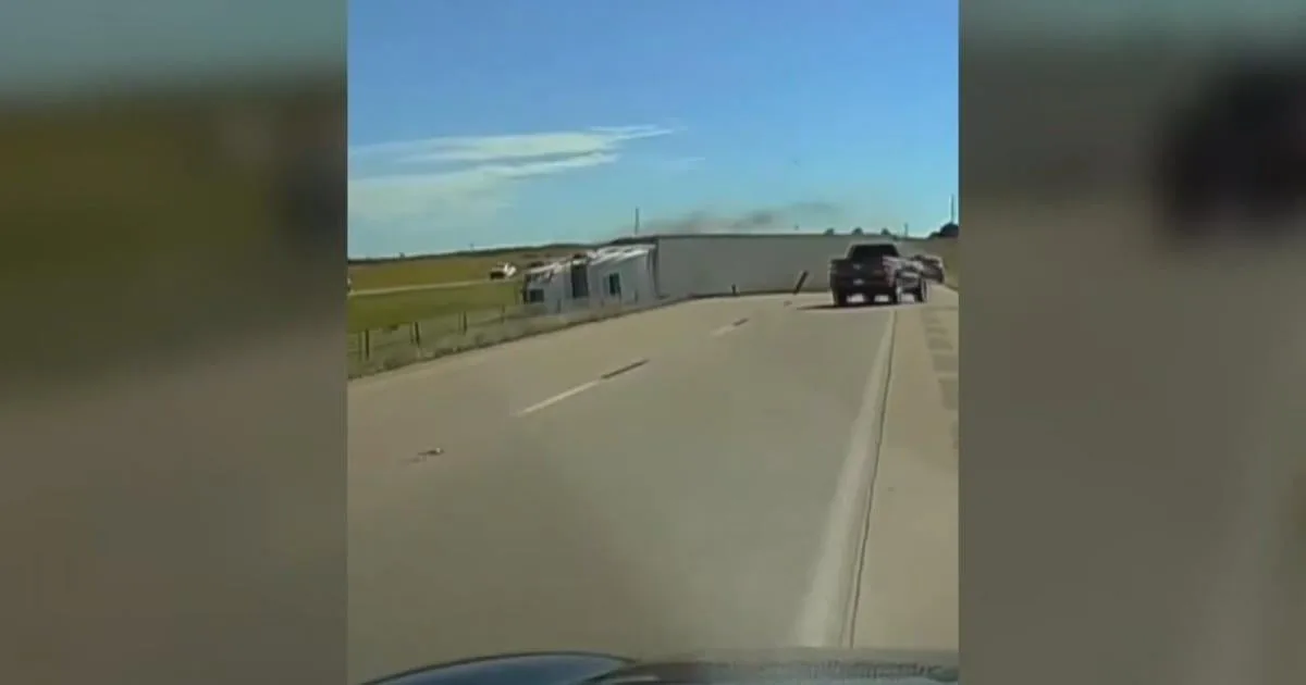 Dash cam footage shows a semi-truck flipping on Interstate 35 near Ardmore, Oklahoma